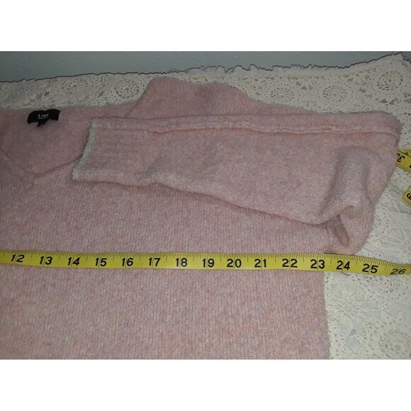 Line Women's Over-Sized Small Sweater Cashmere Blend Cropped V-Neck Pink Cream - Picture 5 of 9